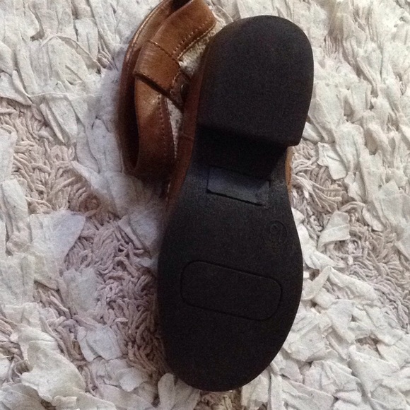 Cherokee brown and white crochet boots. - Picture 3 of 8